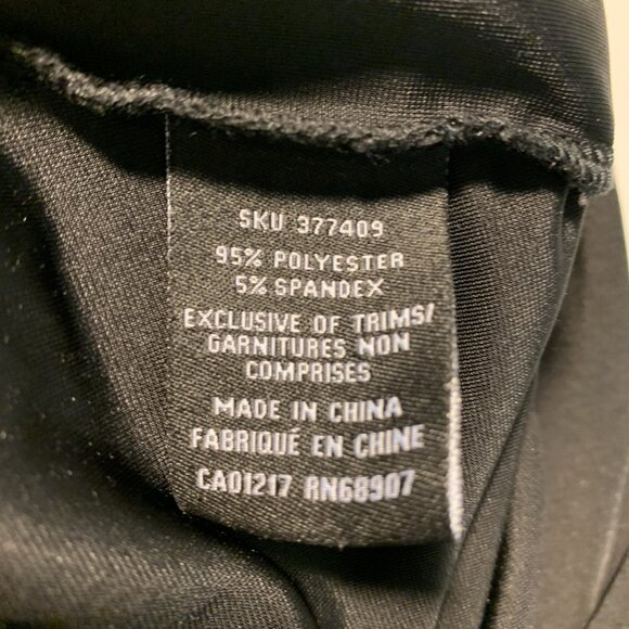 Le Château Sparkling Black Velvet Dress – XS, 3/4 Sleeves, Elegant & Party-Ready - Picture 6 of 7